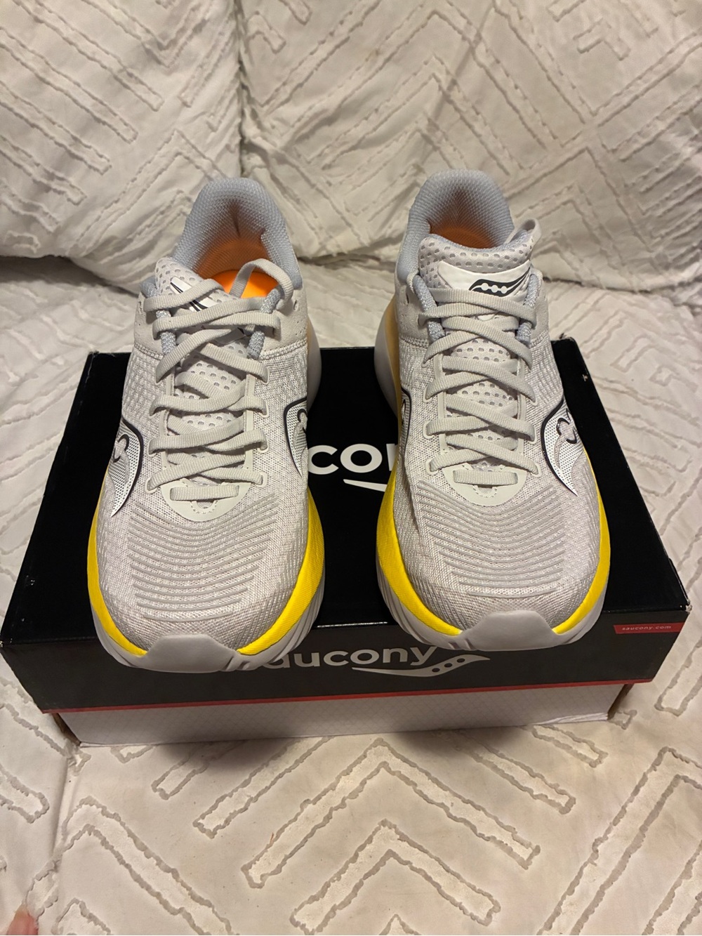 Saucony Kinvara Pro - New - Women’s Size 10 - Premium Carbon-Plated Running Shoe - Picture 3 of 8